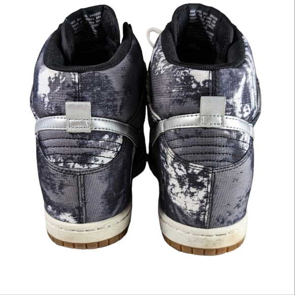 Womens Size 10 Nike Dunk Sky Hi Print Hidden Wedge Sneakers 543258 -004 - Picture 3 of 9